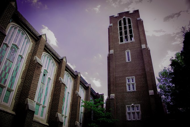 1.5-Hour Cemetery Ghost Hunt in Chattanooga - How the small group changes the experience