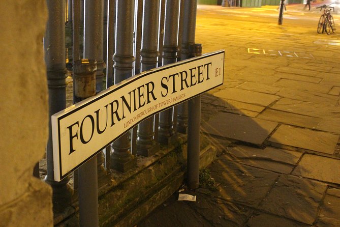 2-Hour Jack the Ripper Small Group Walking Tour in London - Whitechapel after dark, with the case placed on the map