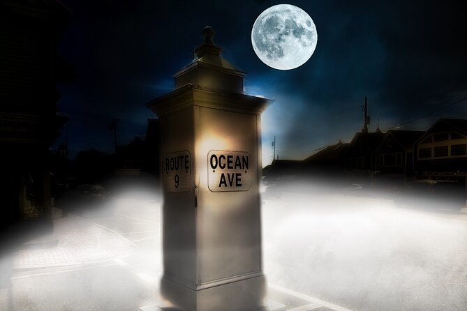 90 Minutes Ghost Walking Tour in Kennebunkport - Captain James Fairfield and the portrait lost at sea