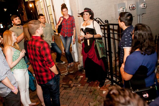Alexandria Spooktacular Ghost Walking Tour (All Ages) - Carlyle House and the first ghost stories