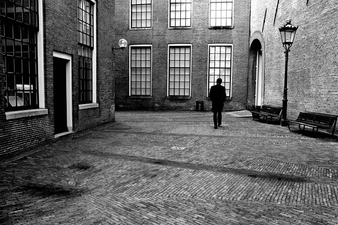 Amsterdam Haunted History and Ghost Walking Tour - Five things to know before you book