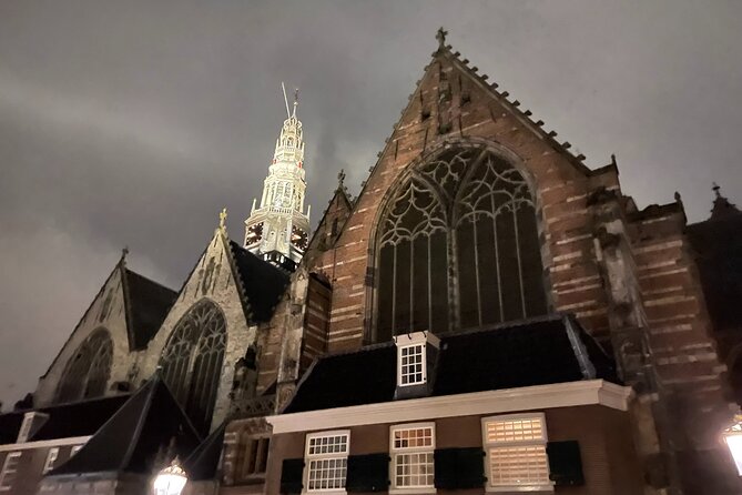 Amsterdam’s Ghostly Experiences Group Tour - What the guide adds to the experience
