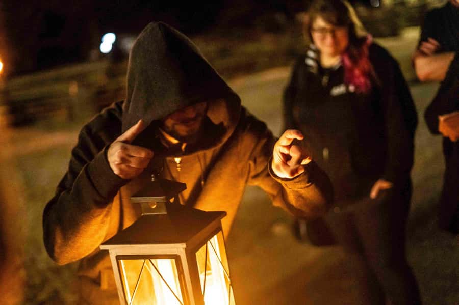 Annapolis: Ghosts of the Harbor & Old Town Tour - Reynolds Tavern and the rules of the old city