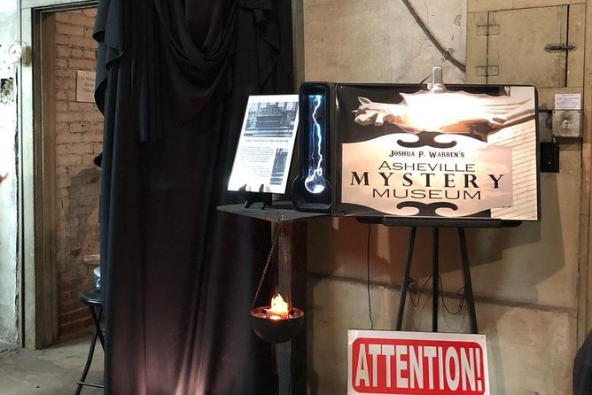 Asheville Night-Time Walking Ghost Tour - Grove Arcade and the Helen Clevenger story