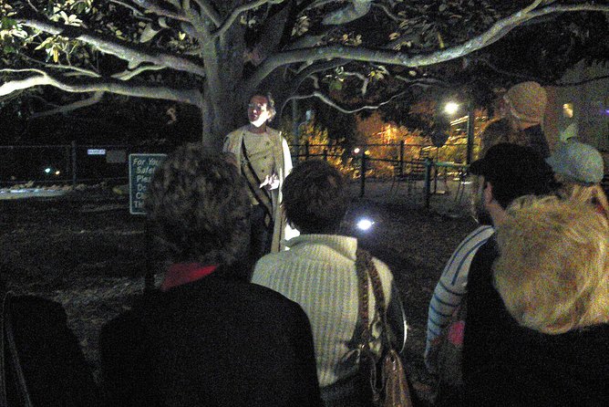 Asheville Night-Time Walking Ghost Tour - Guides, storytelling, and the human factor