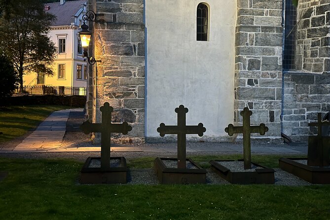 Audio Walking Tour in Bergen Famous Ghosts Location - Bryggen, sailors, and hard lives by the harbor