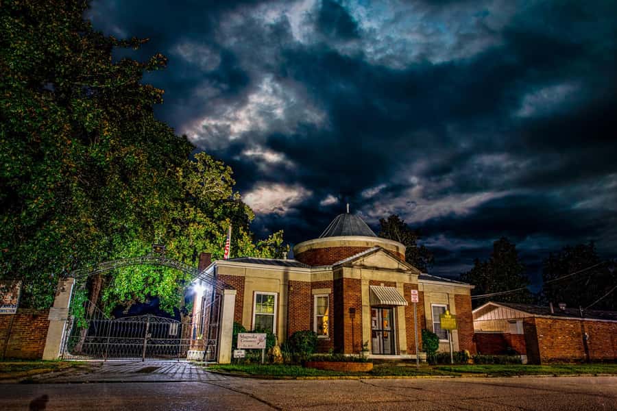 Augusta: Guided Walking Ghost Tour of Garden City - Marion Hatcher Center and the Sound of Old Augusta