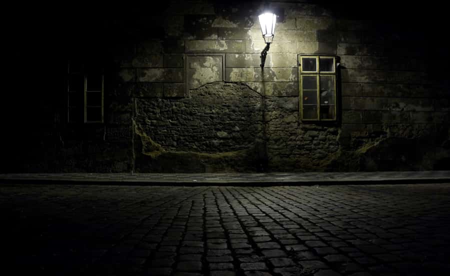 Austin: Family-Friendly Ghosts of Austin Tour - The Driskill adds old-hotel atmosphere