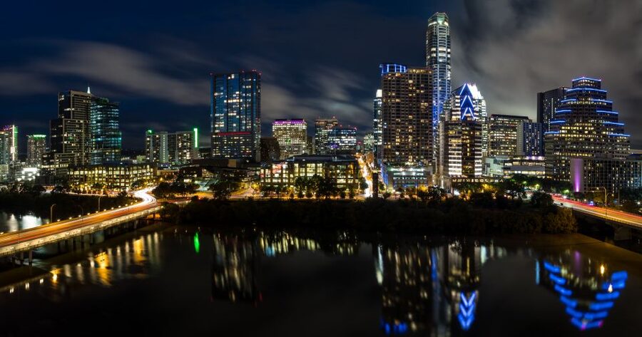 Austin: Haunted Pub Crawl Walking Tour - Which guide style suits this tour?