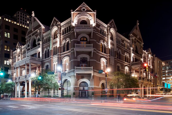 Austin: Haunted Pub Crawl Walking Tour - The Driskill Hotel and Austin’s haunted reputation