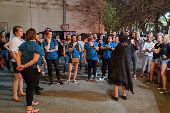 Bad Kitty Haunted Savannah Pub Crawl - Spooky, naughty ghosts - What the strongest guides add