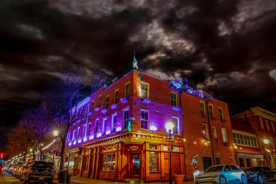 Baltimore: Raven's Revenge Walking Ghost Tour - Max’s Taphouse and the working waterfront