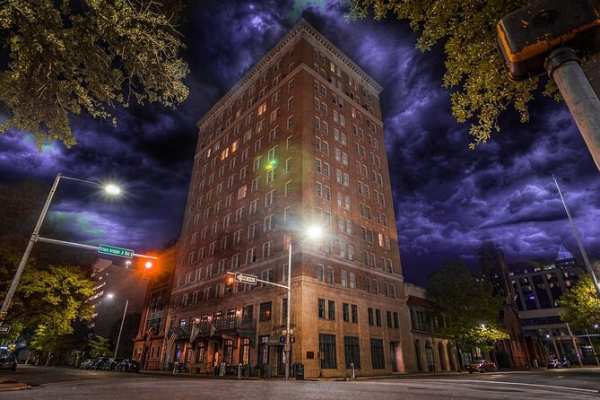 Banshees of Birmingham Ghost Tour: The Furnace of the Forgotten - The Elyton Hotel closes the circuit