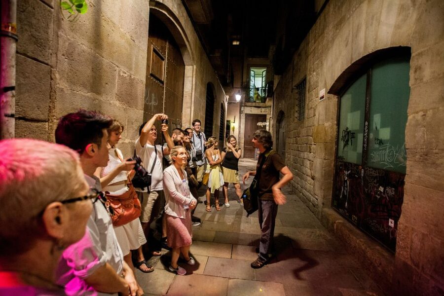 Barcelona: Dark History Night Walking Tour - Stories, props, and a portable projector