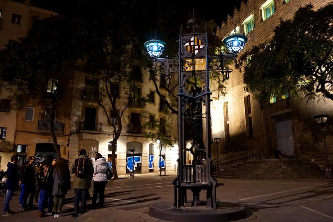 Barcelona: El Born Ghost Walking Tour. - Plaça d’En Marcús and the charitable medieval city