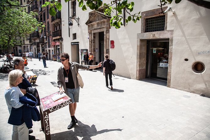 Barcelona El Raval Dark History Walking Tour - Medicine, autopsies, and the former Hospital de la Santa Creu