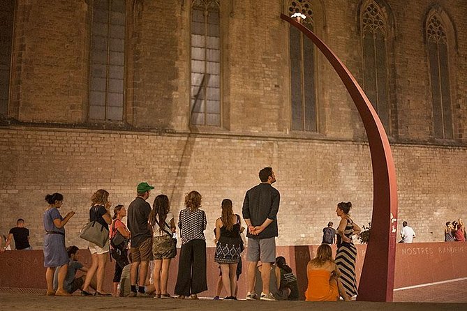 Barcelona's Dark History Night Tour - From Arc de Triomf into the old city