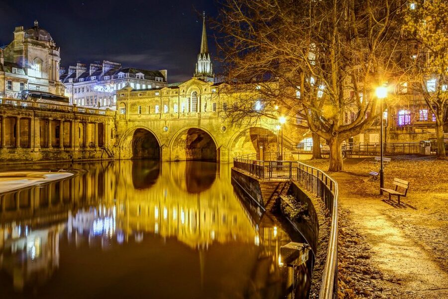 Bath: Guided Ghost Tour - Guide style matters more than usual