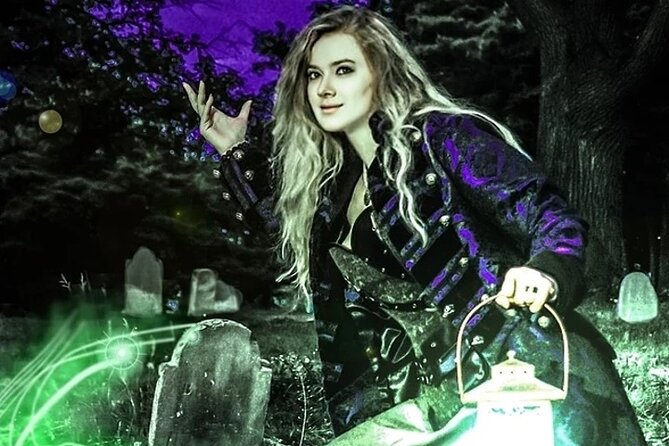 Black Cat Ghostly Night Tour in Salem - A Salem walk built around stories, not rides