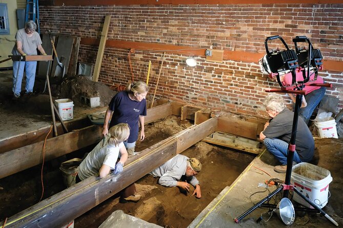 Bones Under Us, Ghost Tour with Archeology - Why the buried past makes this ghost tour different