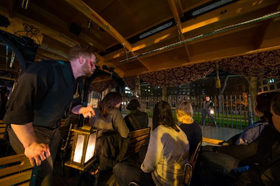 Boston: 1.5-Hour Ghosts and Gravestones Tour - The grave-robbing scandal and Boston’s uneasy past