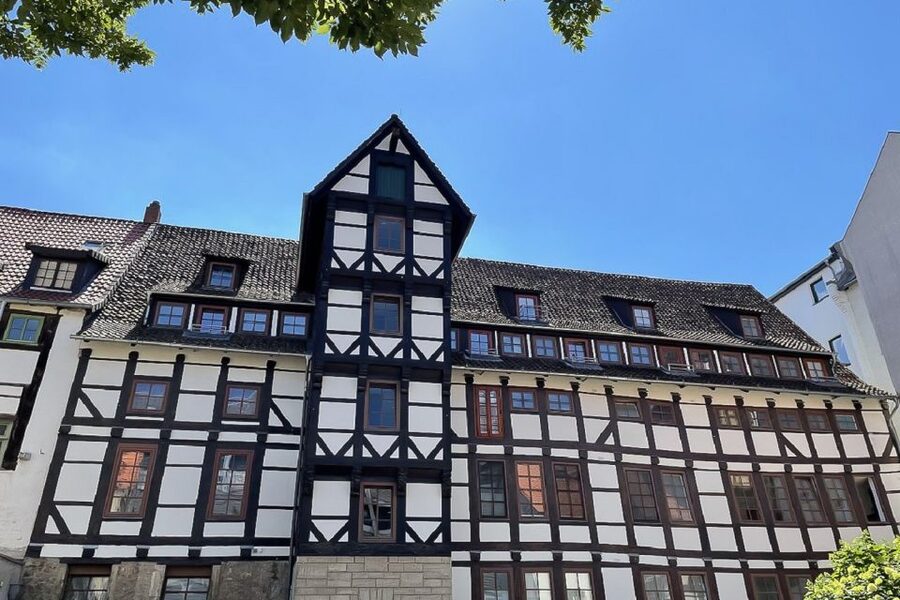 Braunschweig: Private Tour to Ghosts, Witches & Vampires - The route, pace, and endpoint
