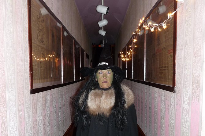 Breckenridge Tours - Ghostly Tales - The guides shape the whole experience