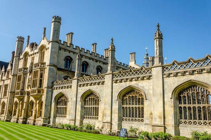 Cambridge University Ghost Tour by Alumni™ - Key points at a glance