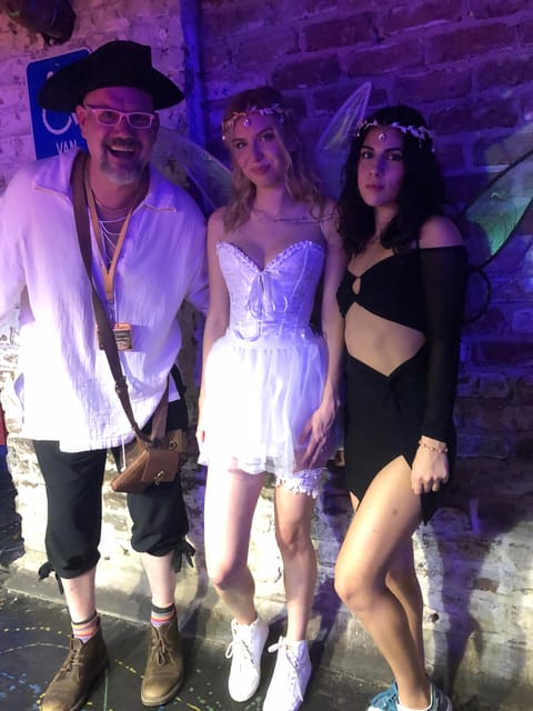 Captain Stoner's Haunted Dive Bar Crawl - Four to five bars, eight to twelve stories