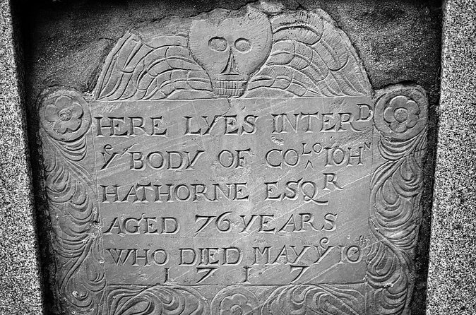 Cemetery and Witchcraft Trials Tour - Planning the noon meeting and finish