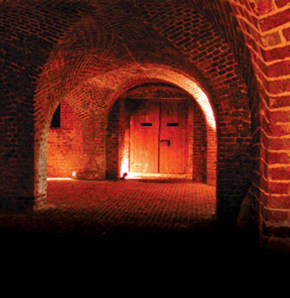 Charleston: 90-Minute Ghost and Dungeon Walking Tour - Key points to know before you go