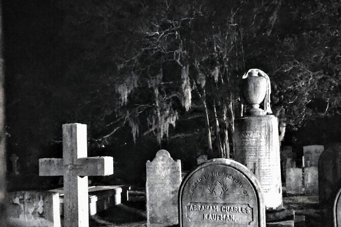 Charleston Dark History & Ghost Tour with Adam - St. Philip’s Church brings the final stories