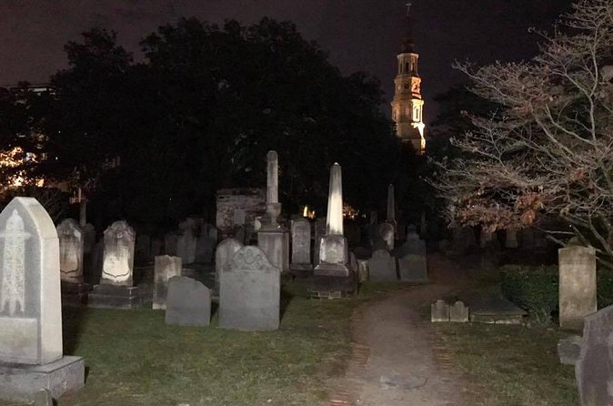 Charleston Ghost & Graveyard Night-Time Guided Walking Tour - Pace, group size, and physical effort