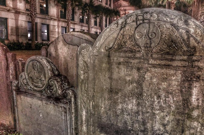 Charleston Ghost & Graveyard Night-Time Guided Walking Tour - Is the $40.50 price fair?