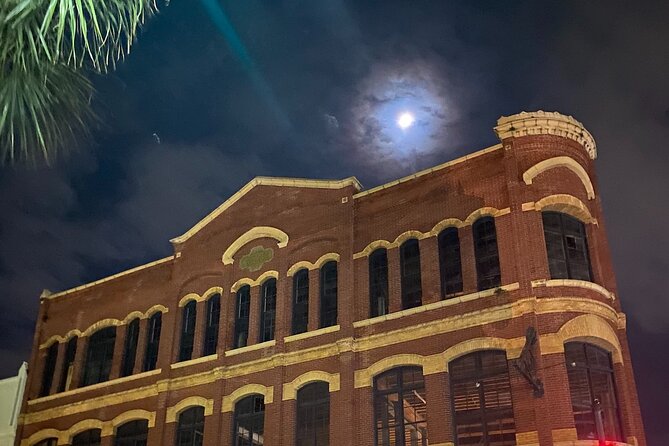 Charleston Ghosts of Liberty Guided Walking Tour - The Old Exchange and Provost Dungeon