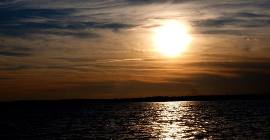 Charleston: Haunted History Harbor Cruise - Why the harbor makes the ghost stories work