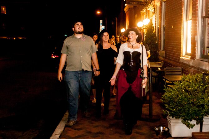 Charleston Nightmares and Nightcaps Ghost Walking Tour - Powder Magazine and the final creepy photographs