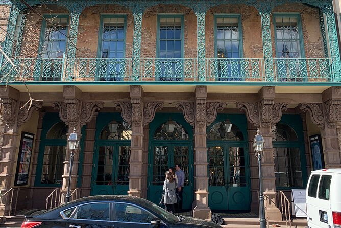 Charleston's Haunted Ghost Tour - Solo Smart Phone Guided Tour - Why the phone format works well in Charleston