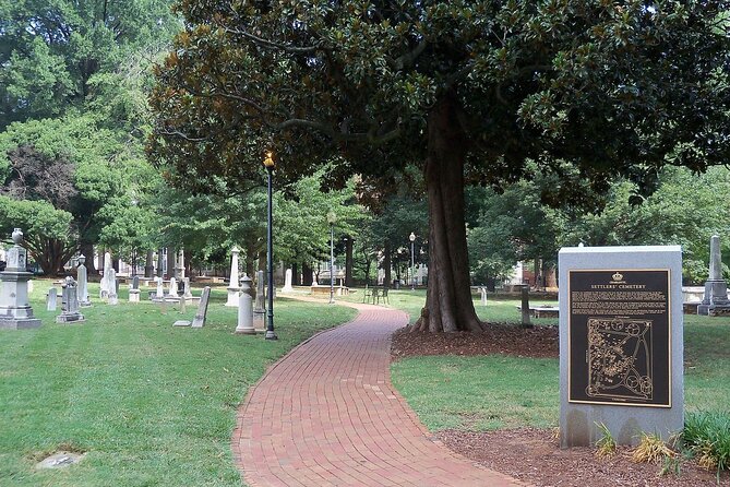 Charlotte Ghost Walking Tour - Smartphone guided audio/gps Tour at your own pace - What the Audio App Does Well