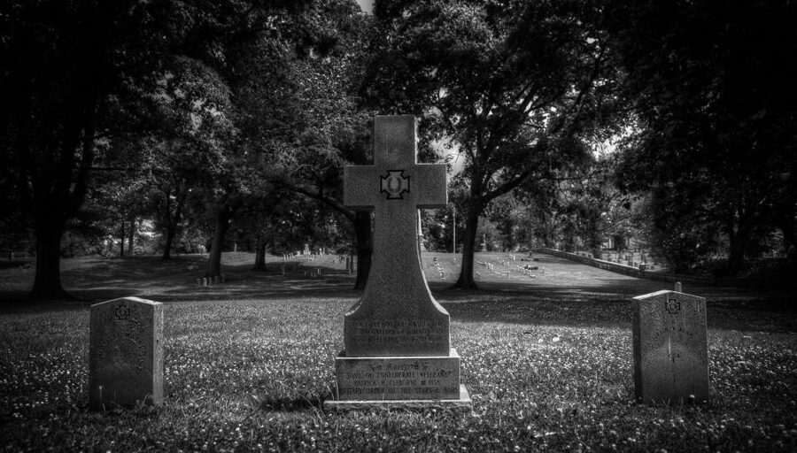 Chattanooga: Adults-Only Haunted City Walking Tour - Miller Plaza sets the tone