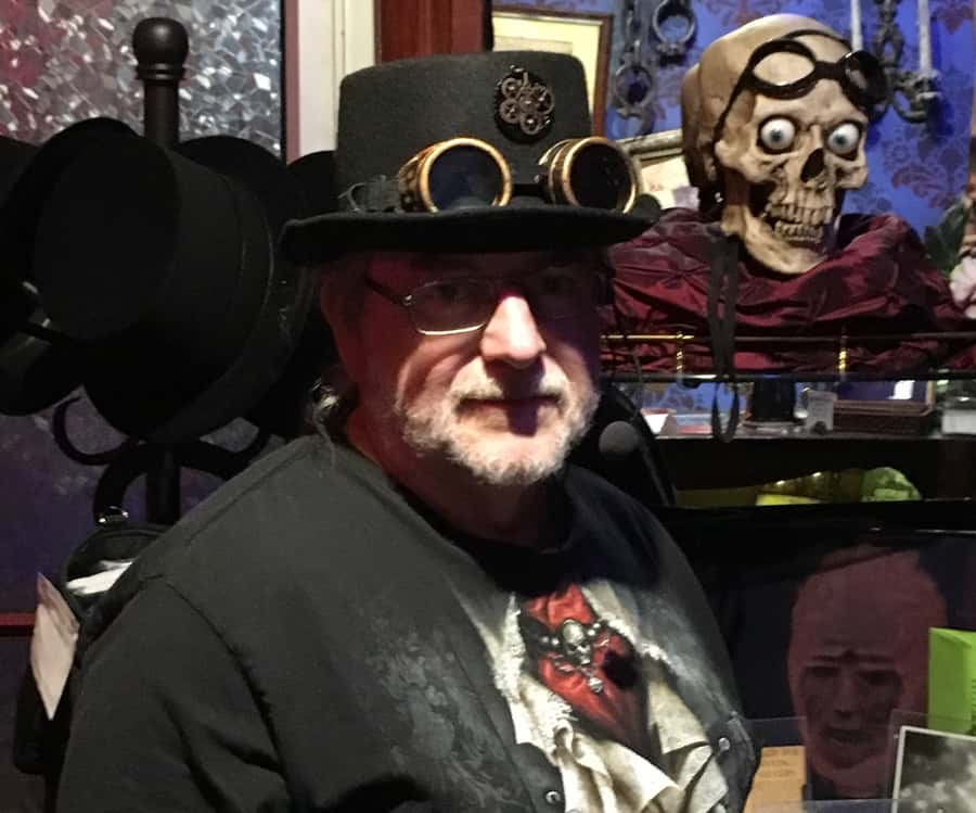 Chattanooga: Original Local Award-Winning Walking Ghost Tour - Who should book this Chattanooga ghost walk