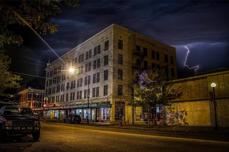 Cheyenne: Rodeo Ghosts Haunted Walking Tour - What the one-hour format gives you