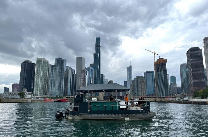 Chicago River Guided Ghost Tour - A cursed building and the city’s stranger legends