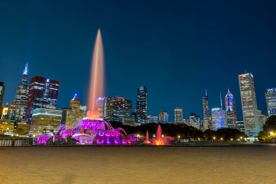 Chicago: Wind and Souls Adults Only Guided Ghost Tour - The Iroquois Theatre fire gives the stories weight