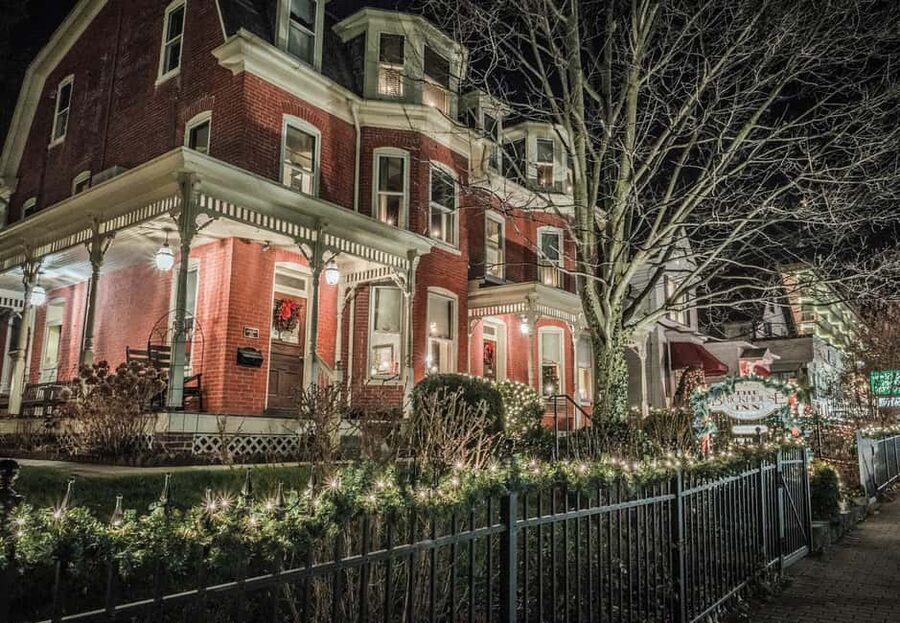 Civil War Ghosts: Echoes of the Fallen Gettysburg Ghost Tour - Why Gettysburg’s ghost stories work after dark