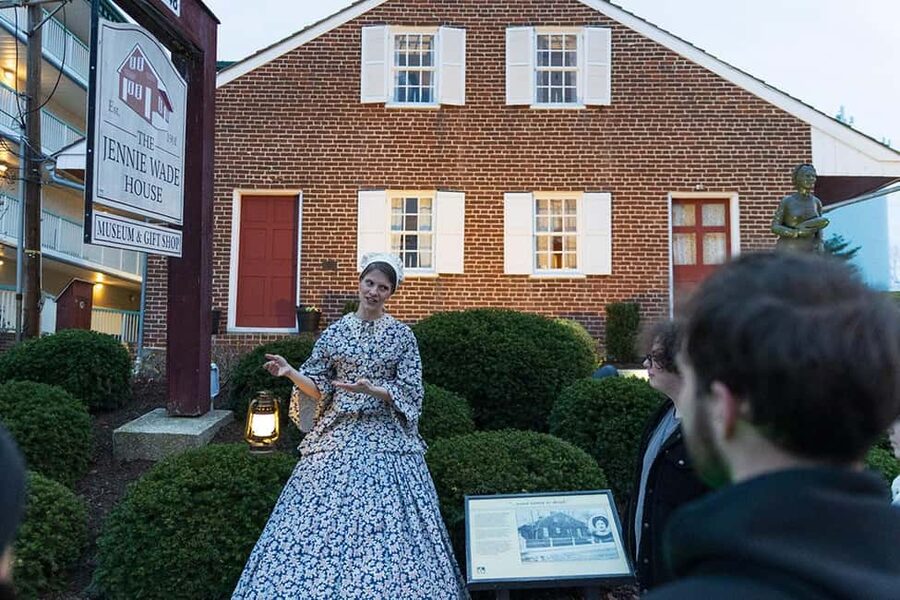 Civil War Ghosts: Echoes of the Fallen Gettysburg Ghost Tour - What the guides do best