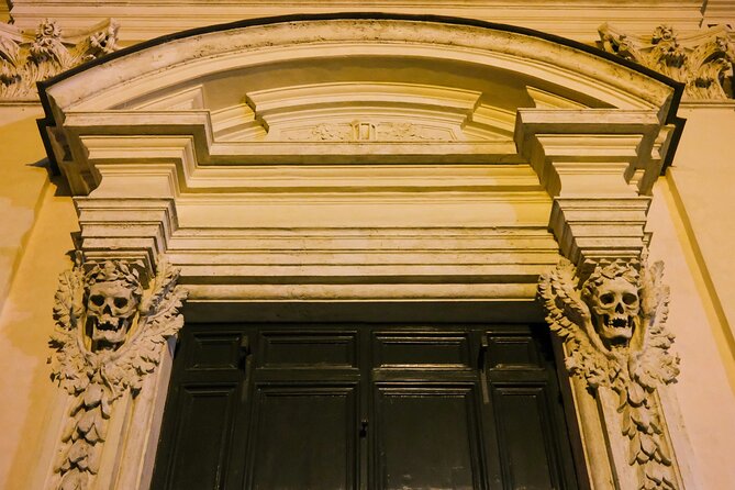 COMBO: Rome's Capuchin Crypts Tour & Rome's Dark Side Ghost Tour - Giordano Bruno in Campo de’ Fiori