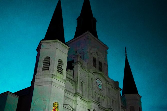 Crawl New Orleans: Haunted Bar Crawl with Shot Included - LaLaurie Mansion and the American Horror Story connection