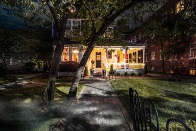 Curses & Corsets: Charlotte’s Candlelight Ghost Tours