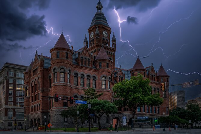 Deadly Dallas Ghost Tours: Blood, Bones, and Burials - The final building and voices after dark